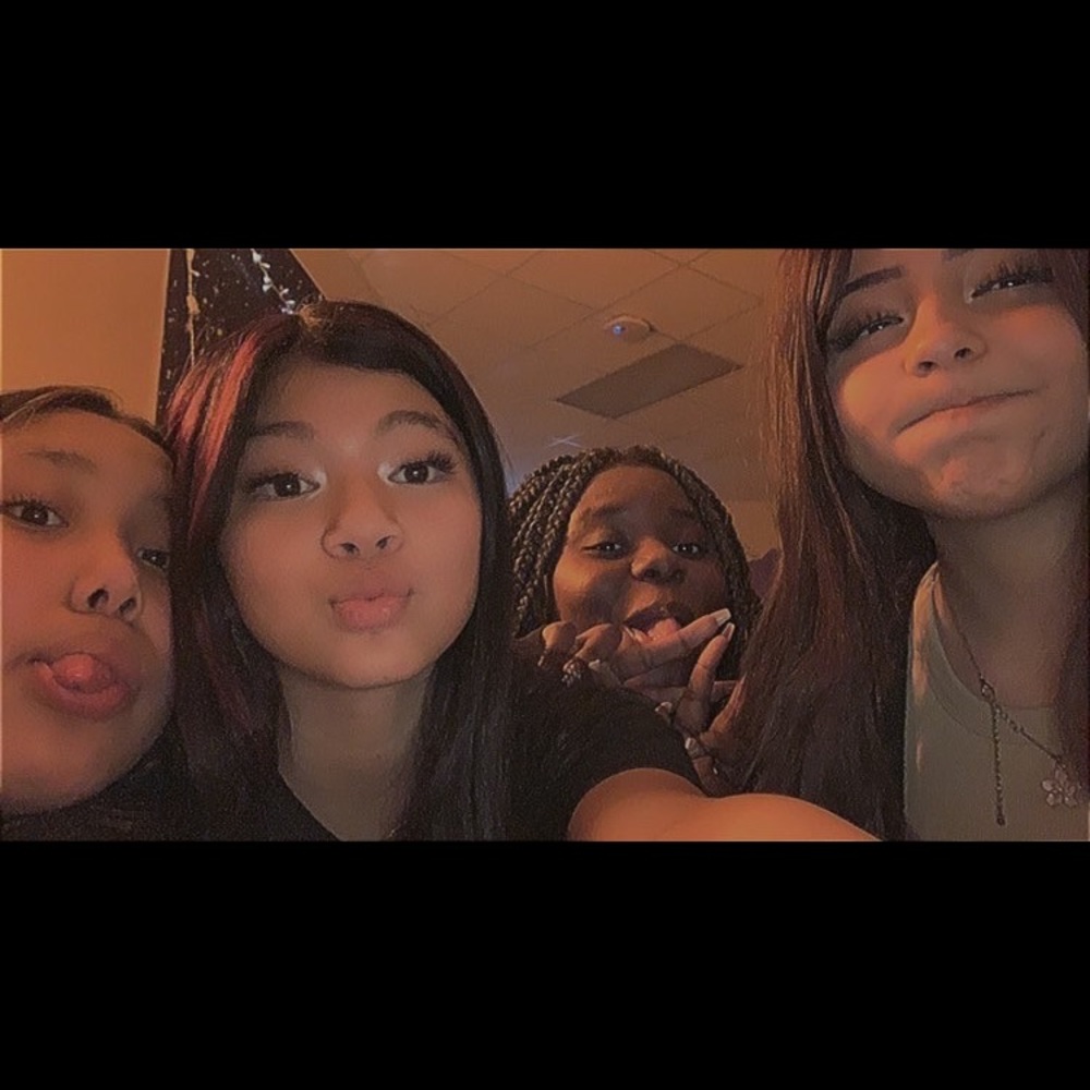 Meet your Posher, Shirley